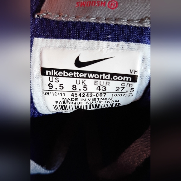 Nike Dual Fusion ST2 Running Shoes - Picture 10 of 13